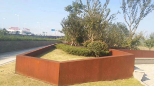 依兰耐候钢挡土墙
